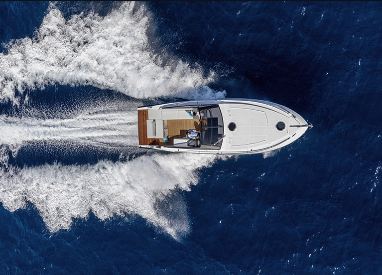 Tristian Yacht About us 2